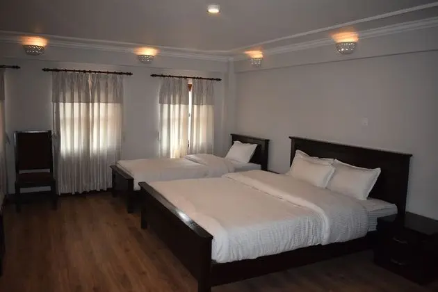 Deluxe Tek Büyük veya İki Ayrı Yataklı Oda, Avlu Manzaralı