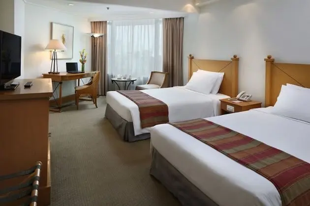 Deluxe Room Twin Beds
