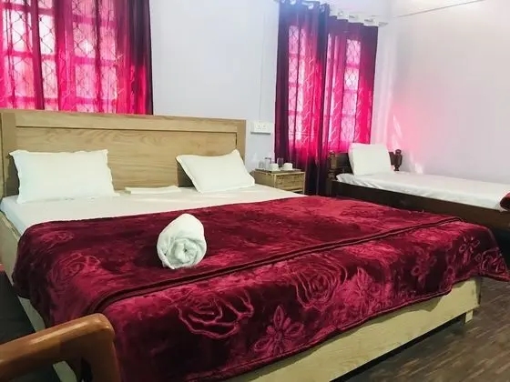 Deluxe Üç Kişilik Oda