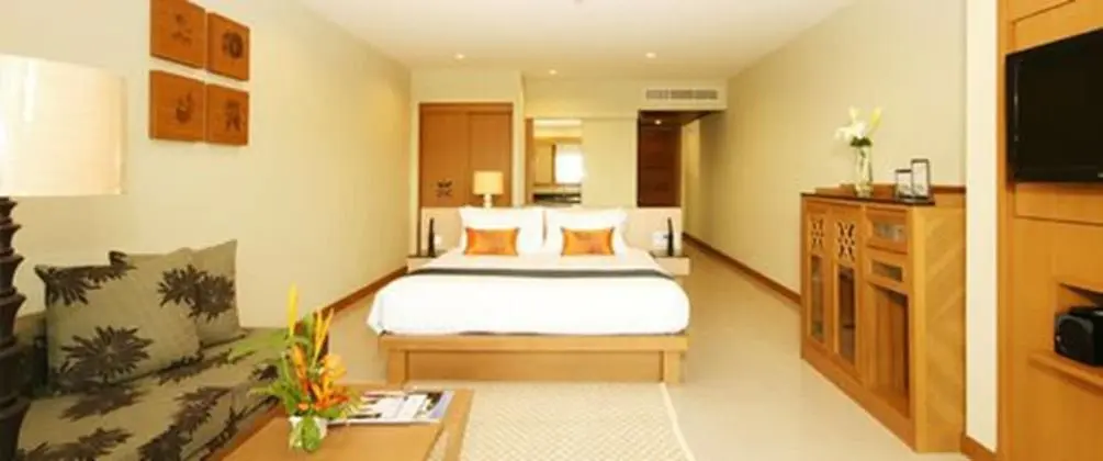 Deluxe Room with Garden View
