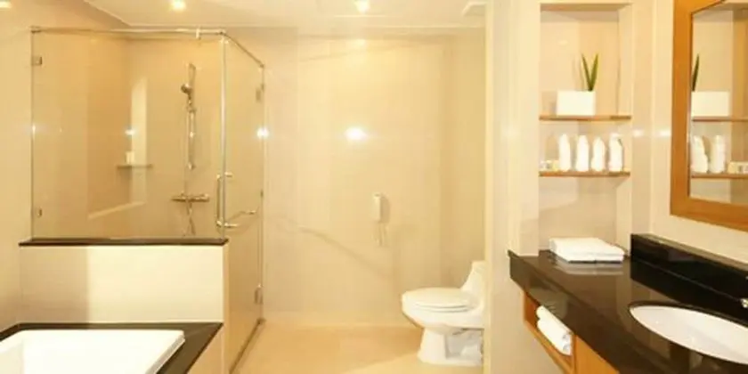 Deluxe Room with Garden View