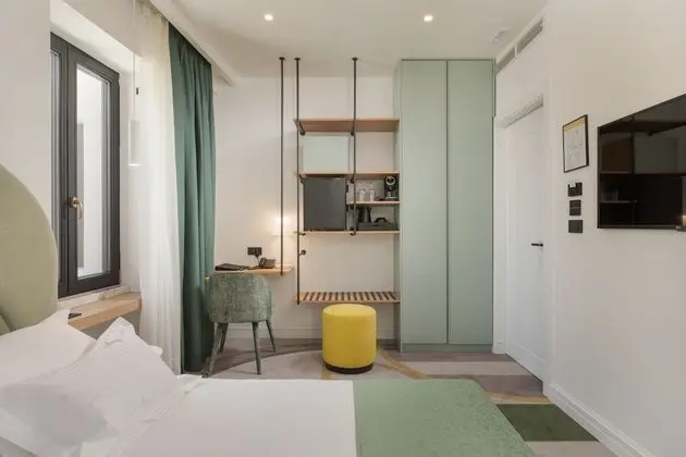 Standard Tek Büyük Yataklı Oda