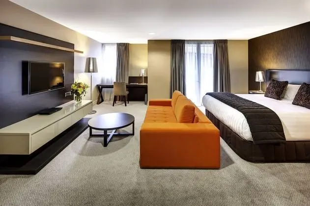 Executive Oda (Non-Lakeview)