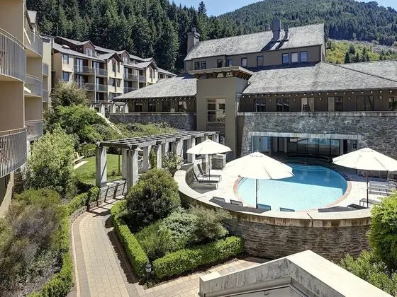 Family Oda (Deluxe Non-Lakeview)