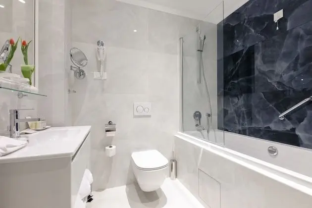 Deluxe Tek Büyük veya İki Ayrı Yataklı Oda