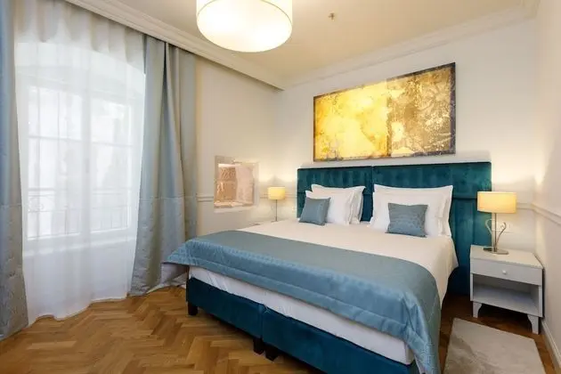 Standard Tek Büyük veya İki Ayrı Yataklı Oda