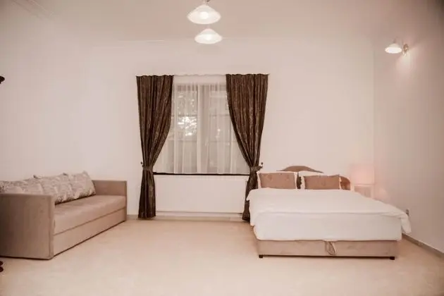 Presidential Apart Daire, Bahçe Manzaralı