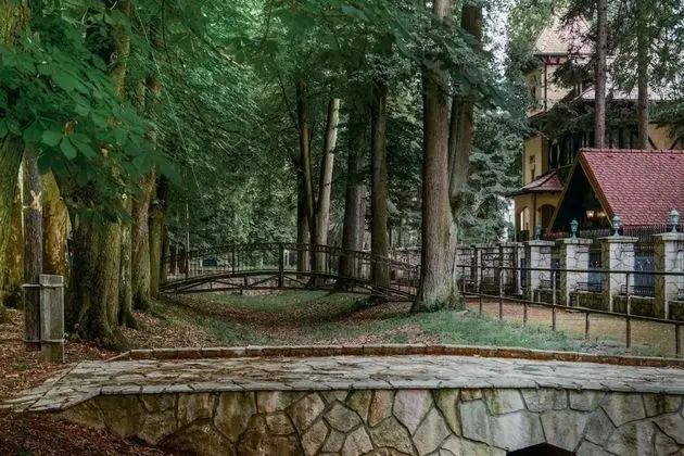 Presidential Apart Daire, Bahçe Manzaralı