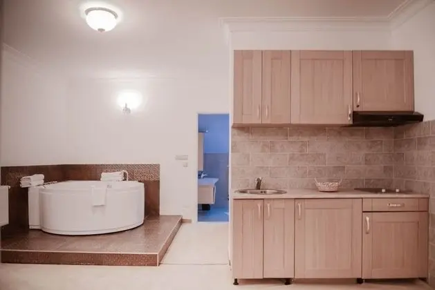 Royal Apart Daire, Bahçe Manzaralı