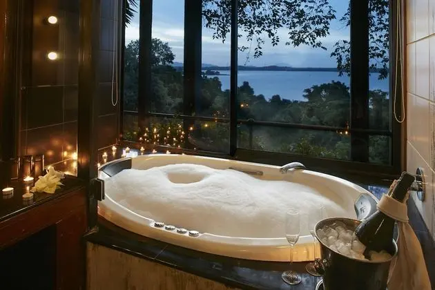 Deluxe İki Ayrı Yataklı Oda