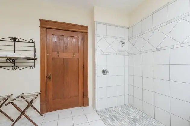 Classic Oda, Engellilere Uygun, Banyolu/Duşlu (Azalea)