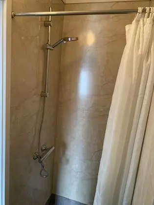 Family Oda, Ortak Banyo