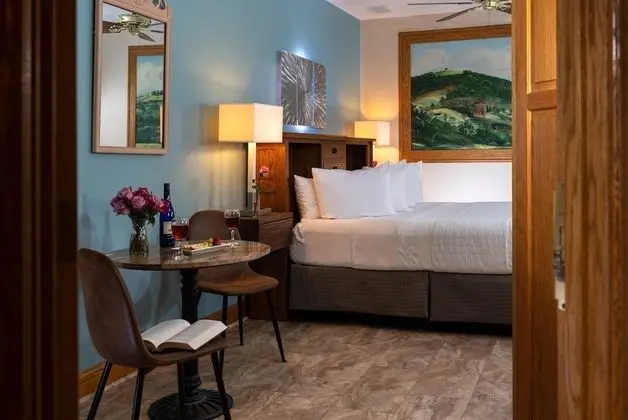 Luxury Süit, 1 En Büyük (King) Boy Yatak, Sıcak Su Küveti, Üzüm Asması Manzaralı