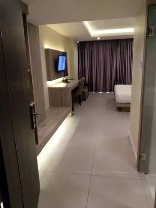 Urban King Room