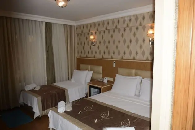 Standard Tek Büyük Yataklı Oda