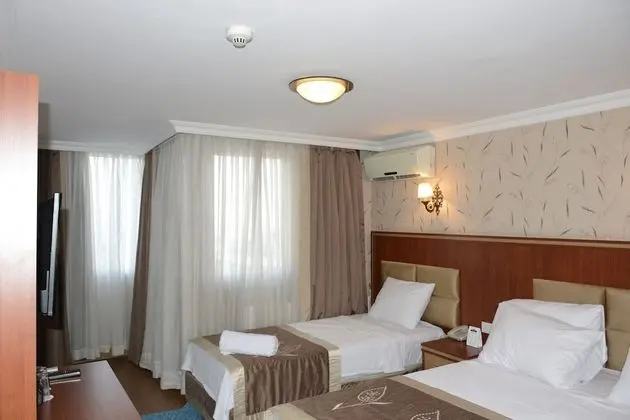 Standard Tek Büyük Yataklı Oda