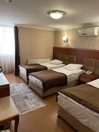 Standard Tek Büyük Yataklı Oda