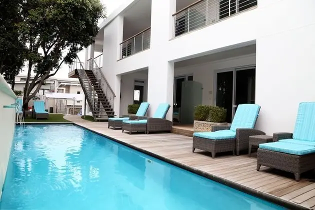 Luxury Pool Suite