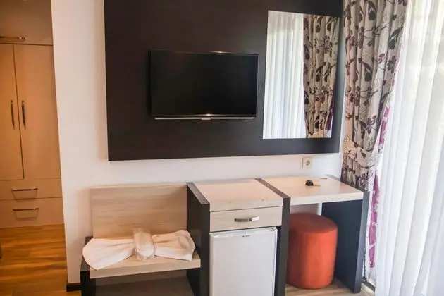 Çift Kişilik, Bahçe Manzaralı, Balkonlu
