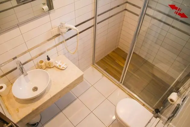 Standart Twin Oda, Bahçe veya Sokak Manzaralı, Balkonlu