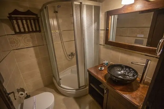 Luxe Suite Room