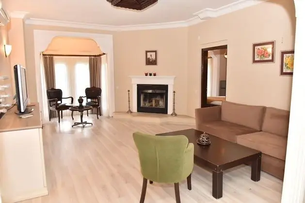 Suit Oda - Bahçe Manzaralı