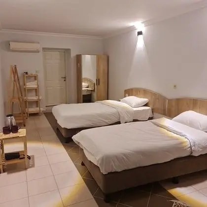 Teraslı Oda - Bahçe Manzaralı