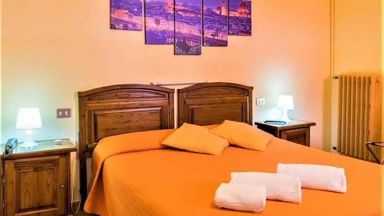 Tek Büyük veya İki Ayrı Yataklı Oda, Özel Banyo