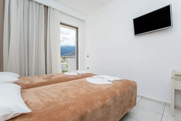 Standard Stüdyo, Dağ Manzaralı