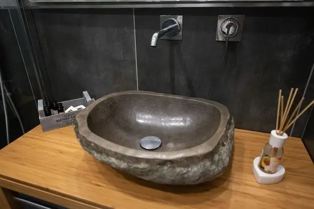Comfort Tek Büyük Yataklı Oda, 1 Büyük (Queen) Boy Yatak, Özel Banyo, Avlu Manzaralı