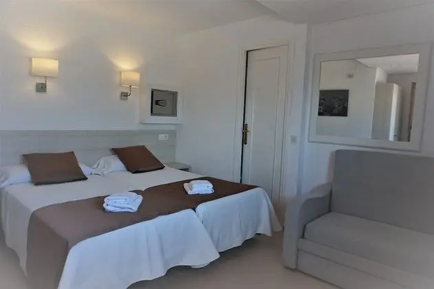 Standard Dört Kişilik Oda