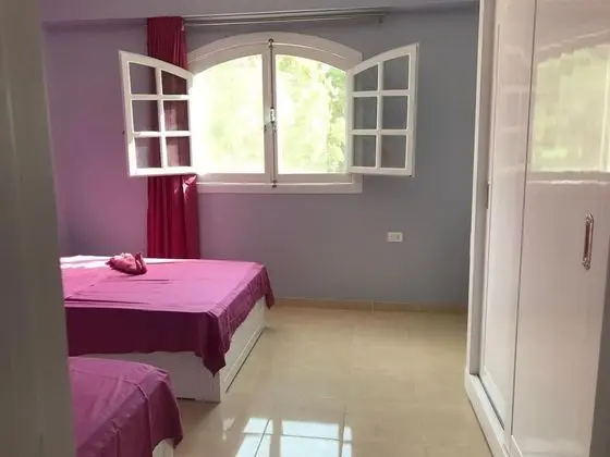 Apart Daire, 2 Yatak Odası, Havuz Manzaralı