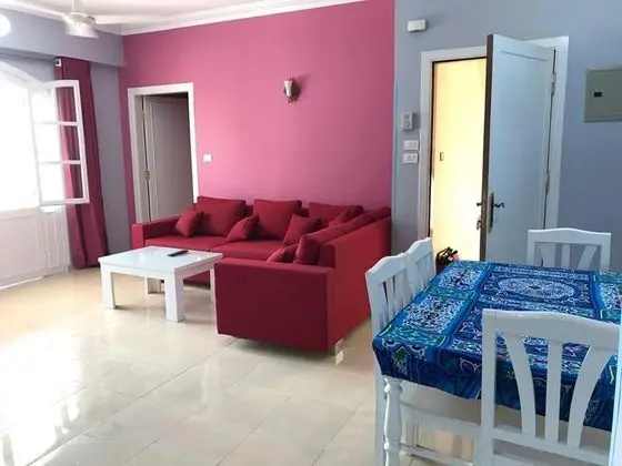 Apart Daire, 2 Yatak Odası, Havuz Manzaralı