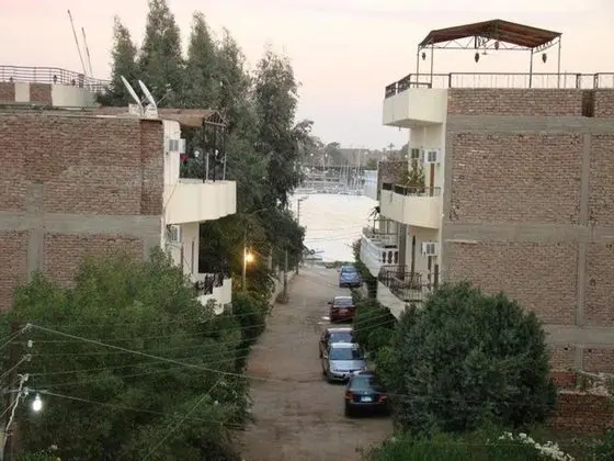 Apart Daire, 2 Yatak Odası, Havuz Manzaralı