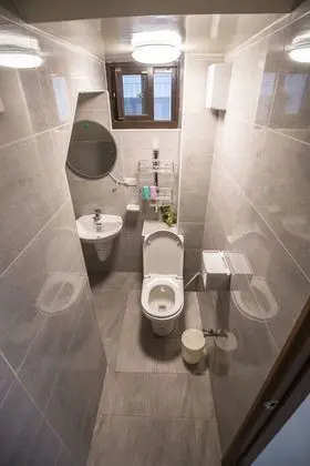 Comfort Tek Büyük Yataklı Oda