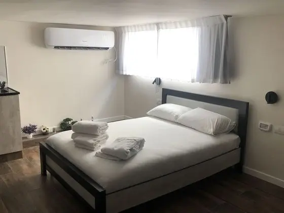 Elite Tek Büyük Yataklı Oda