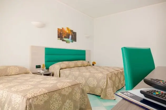 Dört Kişilik Oda