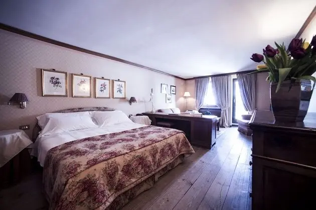 Superior Room, 1 King Bed