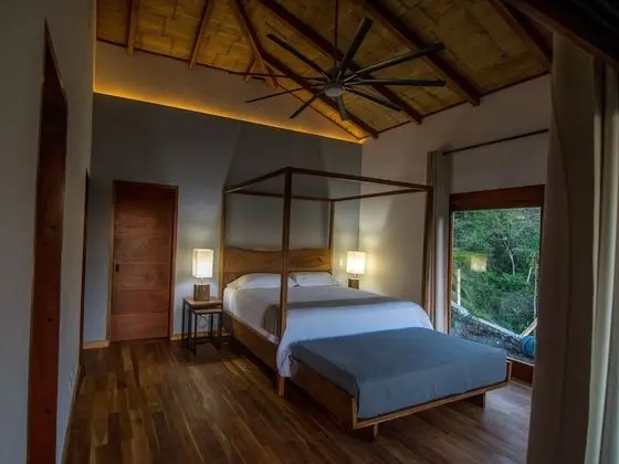 Deluxe Villa (Neruda)