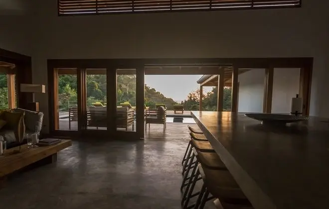 Deluxe Villa (Neruda)