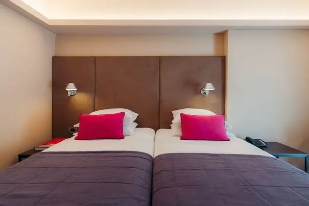 Superior Tek Büyük veya İki Ayrı Yataklı Oda