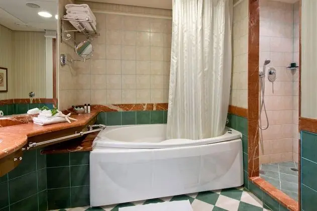 Deluxe Süit