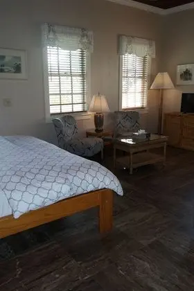 Tropical Suite
