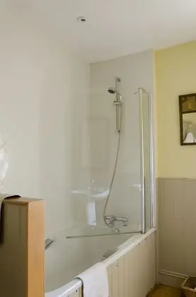 Tek Büyük Yataklı Oda, Sigara İçilmez