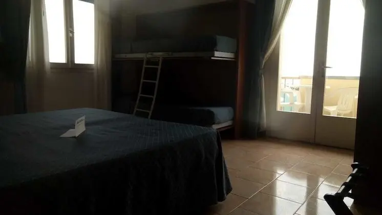 Dört Kişilik Oda, Balkon, Deniz Manzaralı