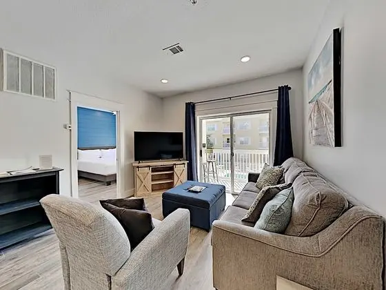Daire, Birden Çok Yatak, Balkon, Havuz Manzaralı (#5207)