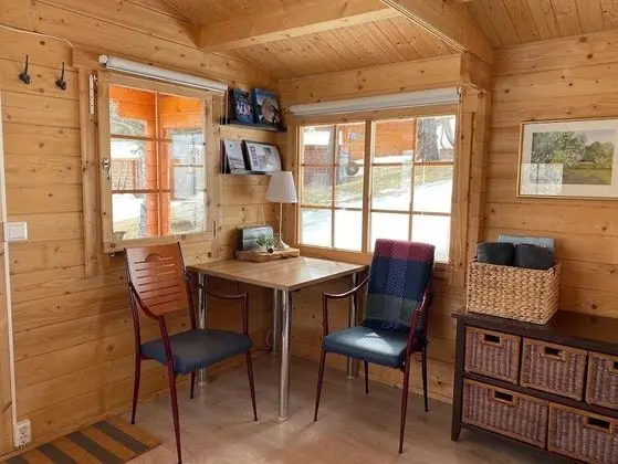 Private Cottage, 1 King Bed, Hot Tub, Mountain View