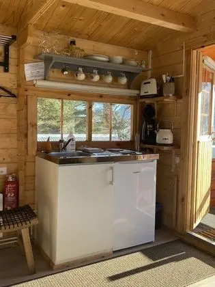 Private Cottage, 1 King Bed, Hot Tub, Mountain View