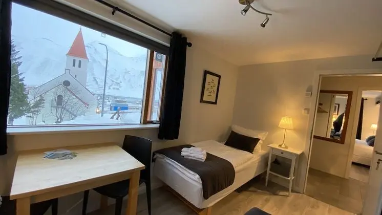 Single/Twin Room, Kitchenette, Mountain View