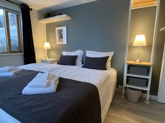 Tek Büyük Yataklı Oda, 1 En Büyük (King) Boy Yatak, Küçük Mutfak, Dağ Manzaralı